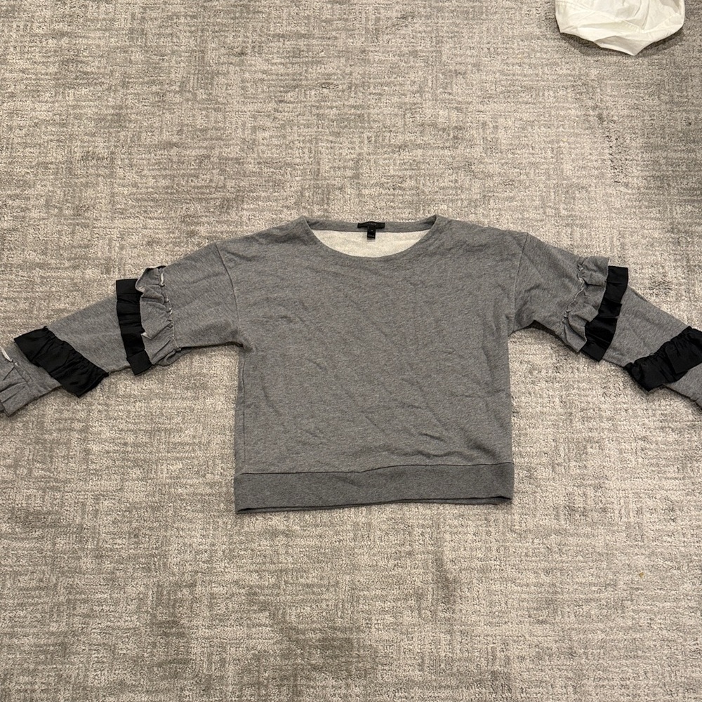 Gray Ruffle Sleeve Top